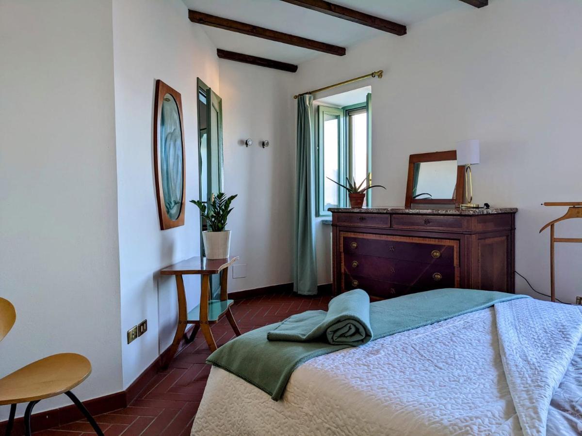 B&B Il Poggiolo สเตรซา ภายนอก รูปภาพ