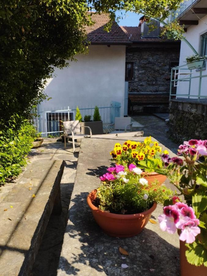 B&B Il Poggiolo สเตรซา ภายนอก รูปภาพ
